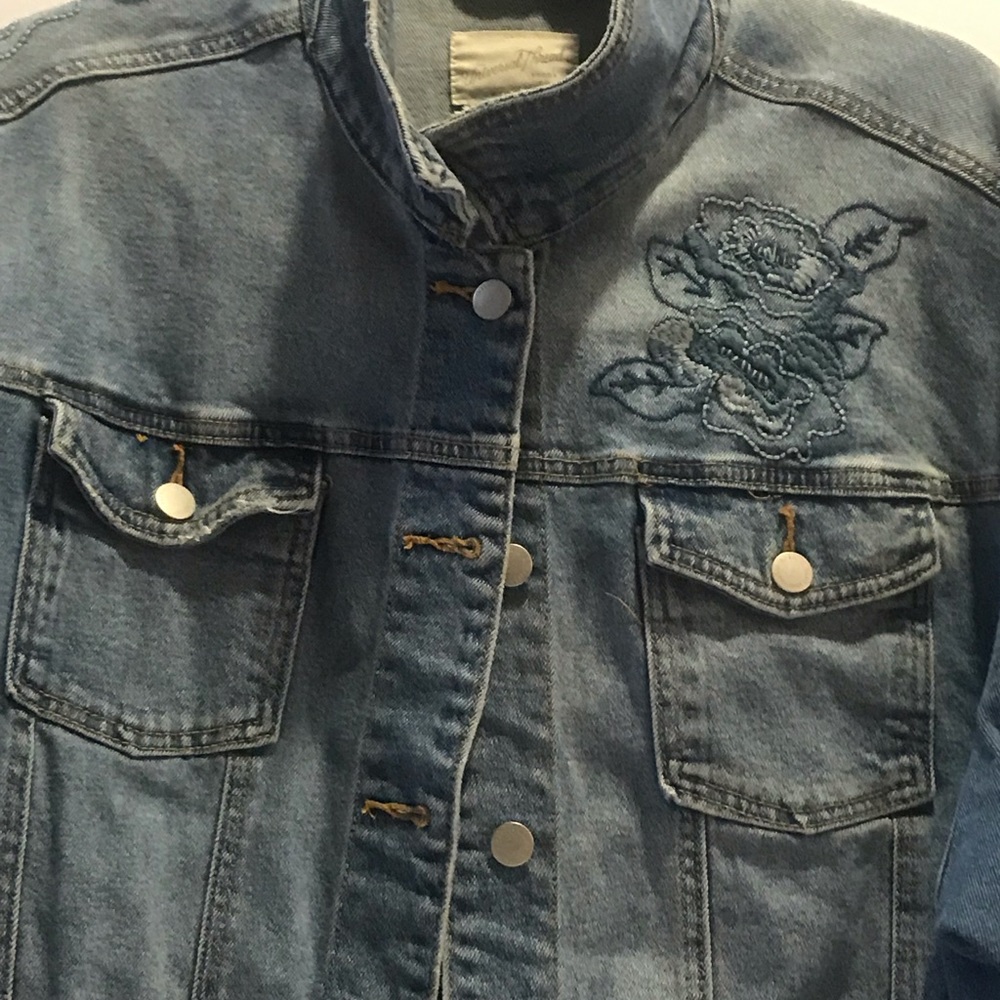 Universal Thread Jean Jacket - Picture 4 of 5
